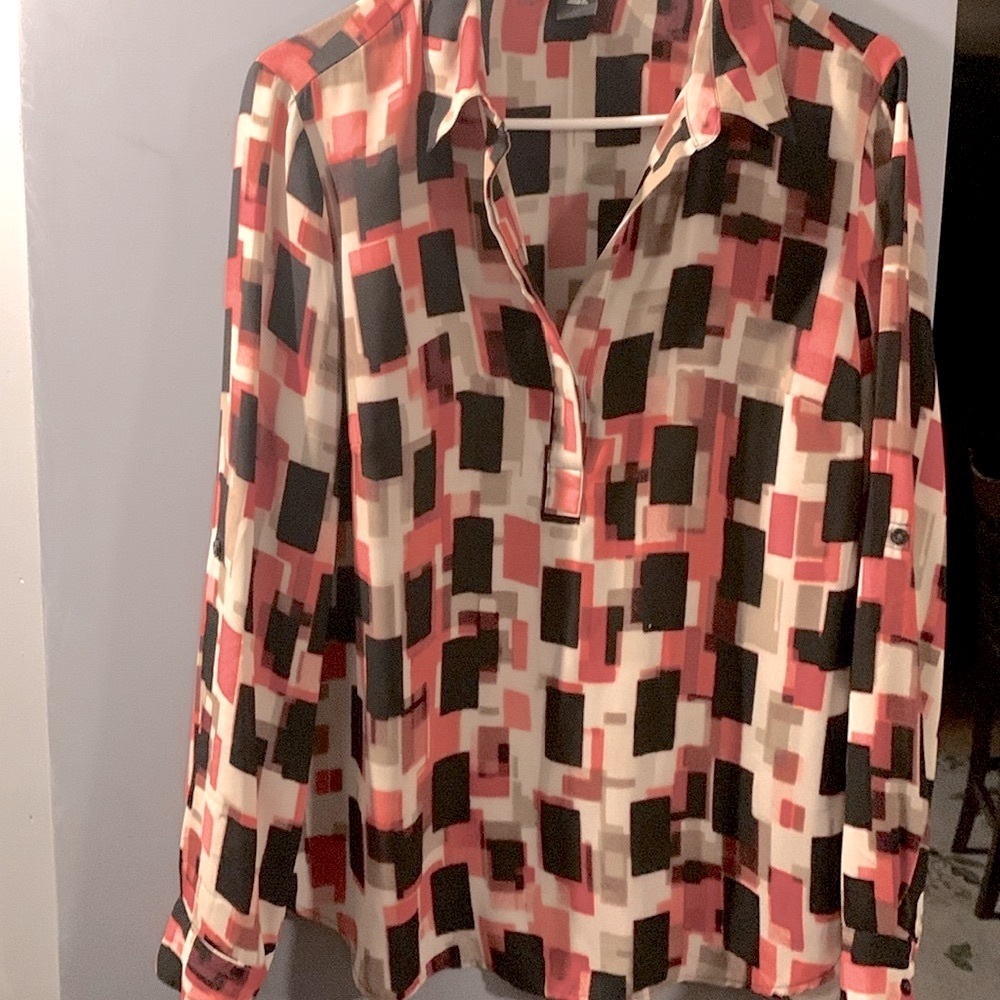 ANN TAYLOR pullover blouse.